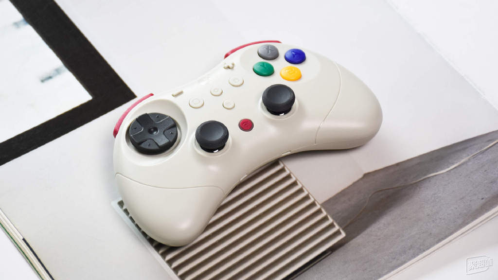 谷粒精灵2 Pro: 电磁摇杆与磁悬浮马达,全平台多模连接助您制霸游戏领域
