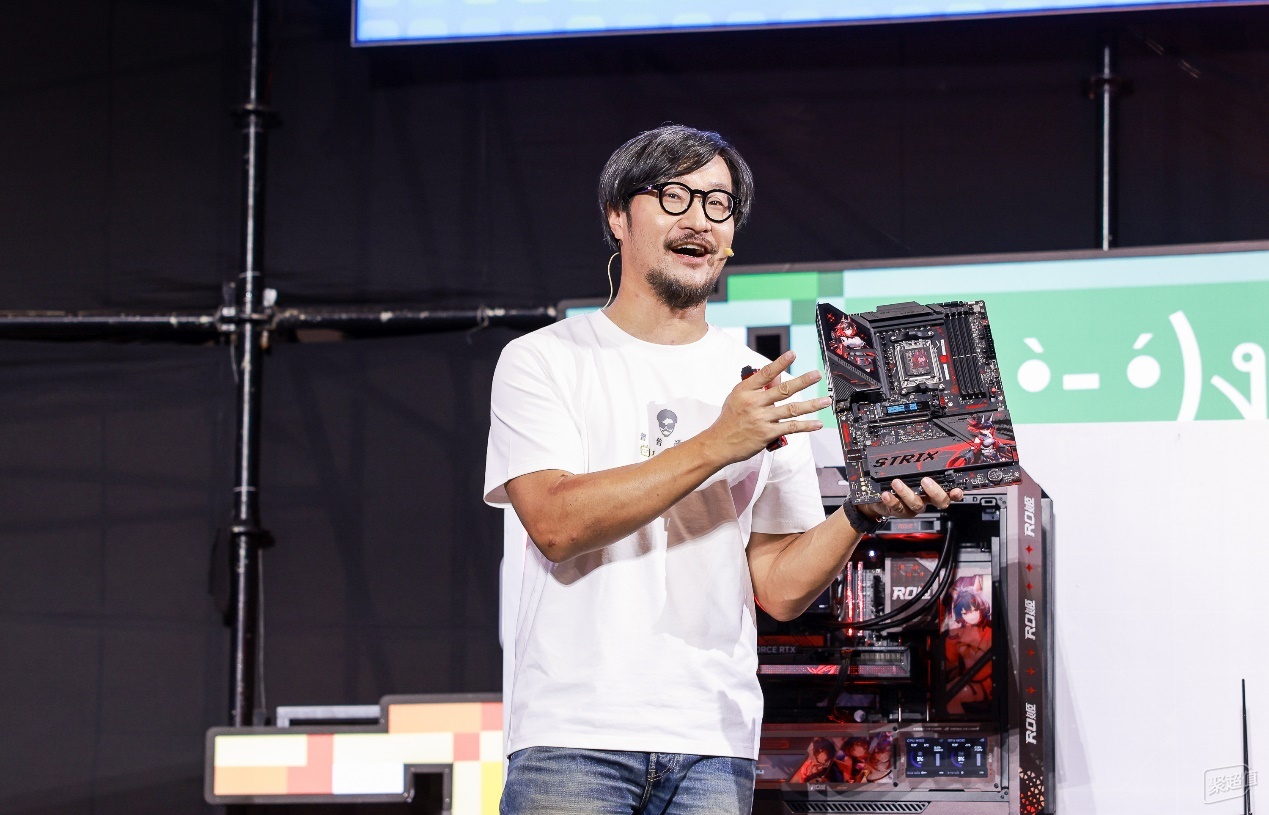 BW2025震撼来袭!ROG X870主板携手初音未来打破次元界限