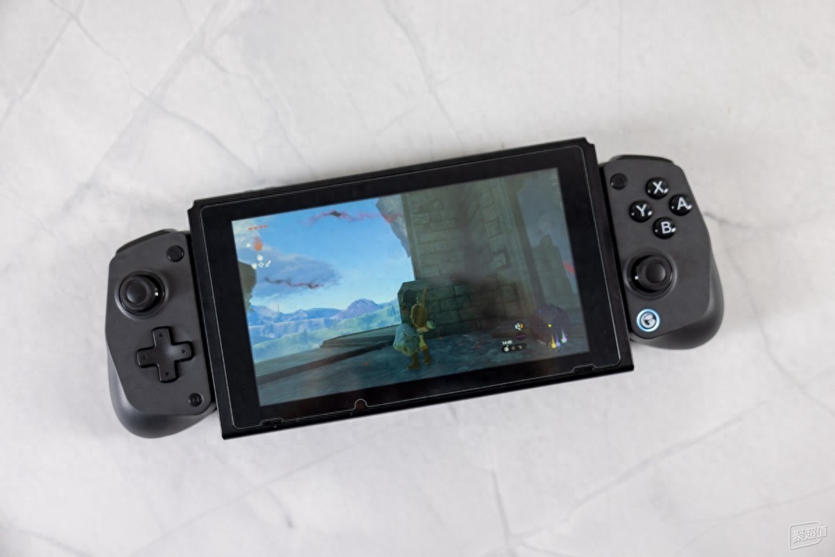 体验盖世小鸡X5s无线拉伸手柄,完美适配手机、平板和Switch