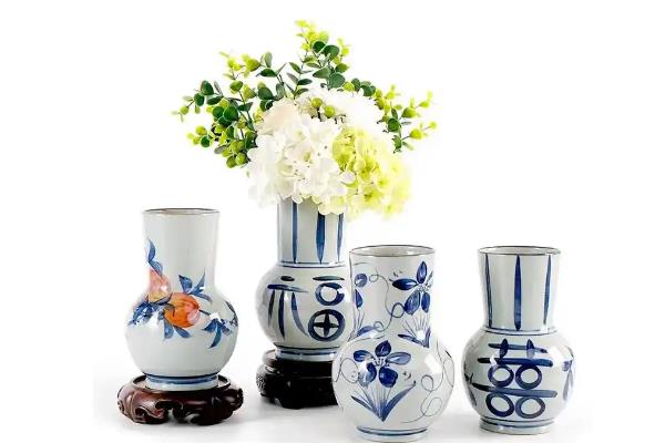 如何选择陶瓷花瓶：听声音、看工艺，别再挑花瓶迷路