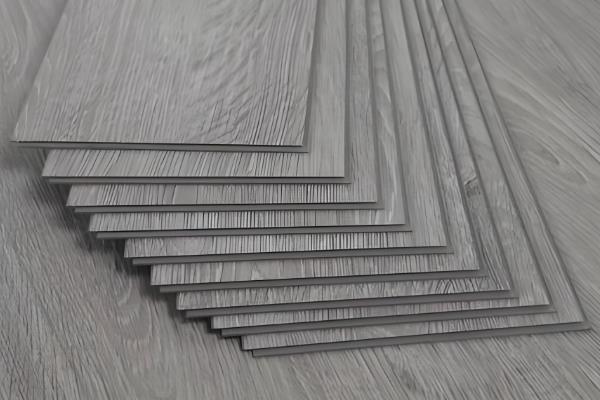 如何选择适合理想家居装修的SPC地板？