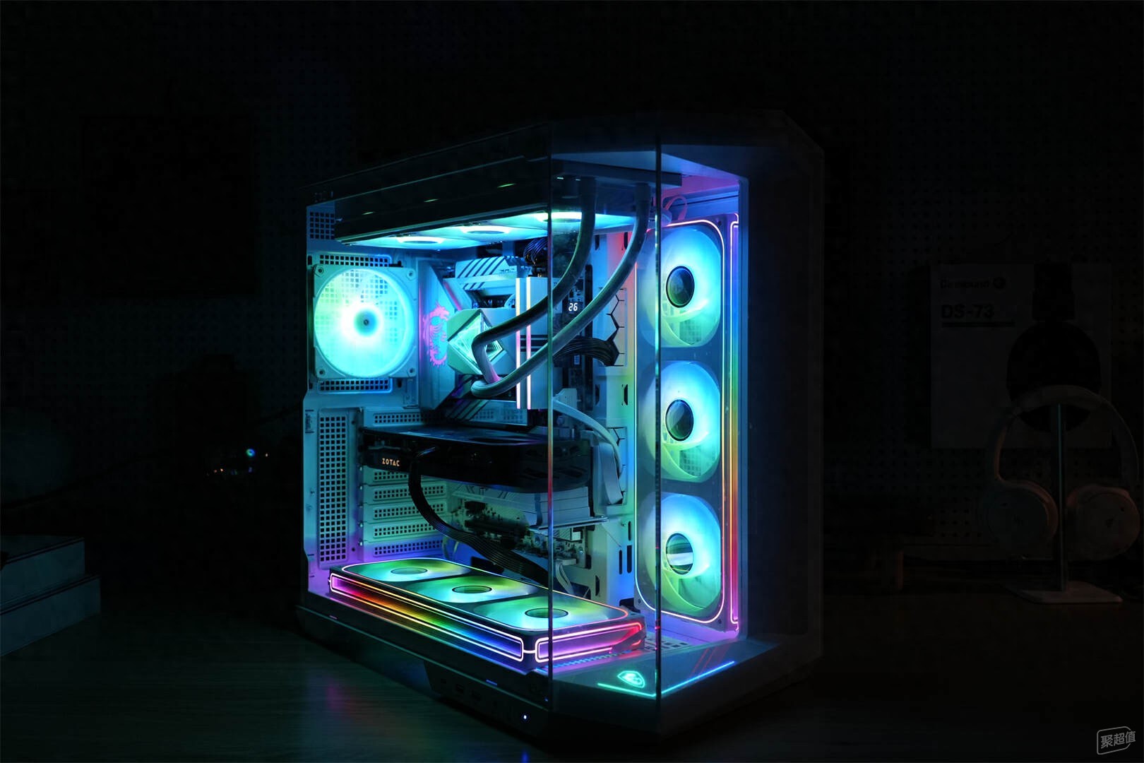 酷睿 Ultra 200S新对手!微星MAG CORELIQUID I360 WHITE强势登场
