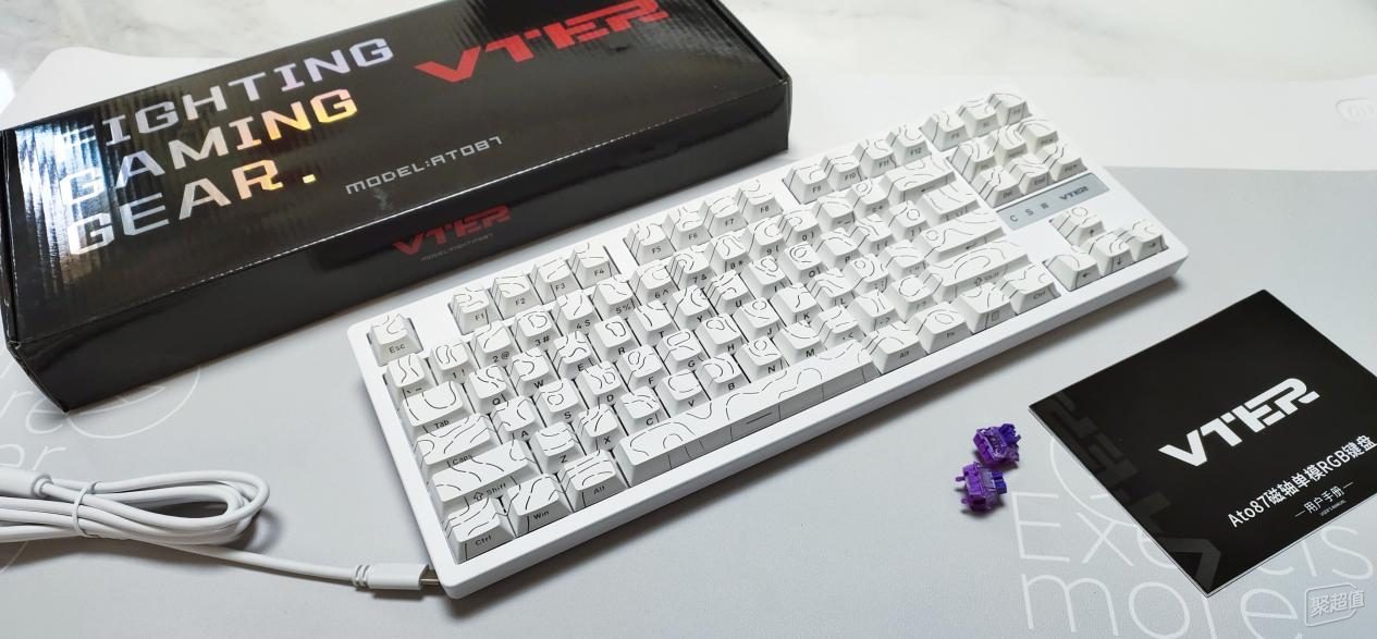 VTER 磁轴RGB电竞机械键盘,顺滑质感零延迟,电竞玩家的不二选择!