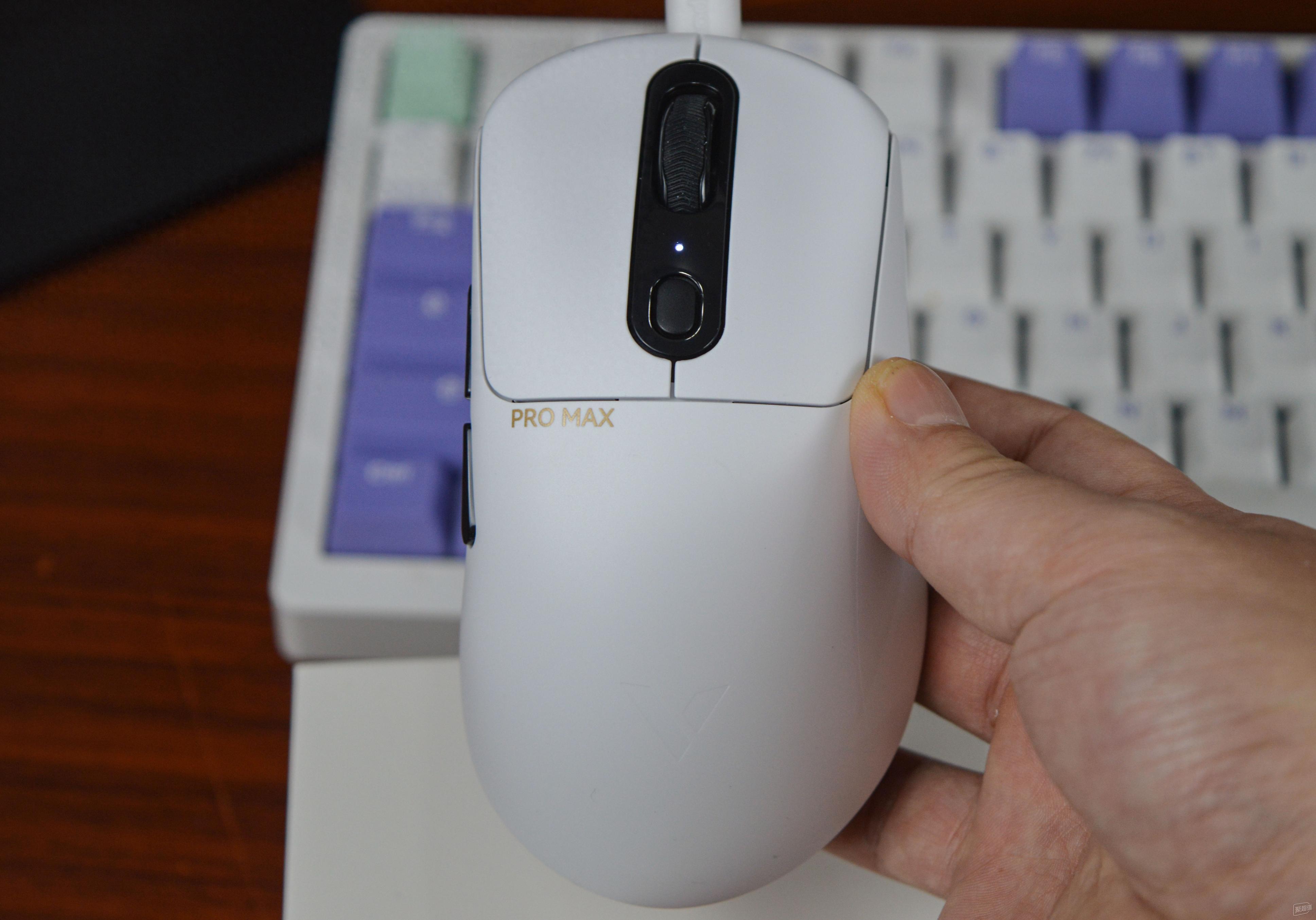 雷柏VT3 PRO MAX 双模游戏鼠标：8K性能表现极佳！