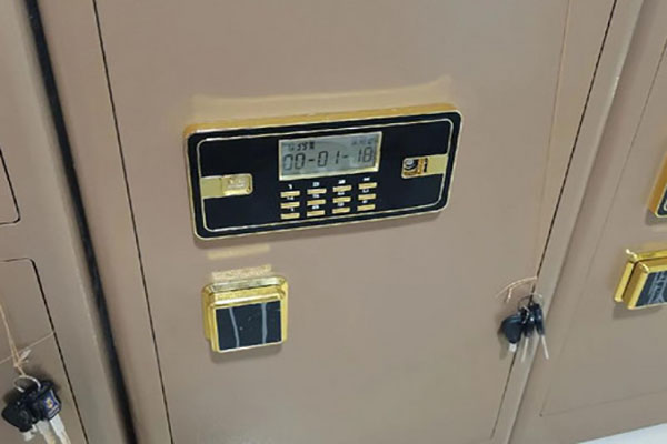 如何根据需求挑选适合家用或商用的保险柜？