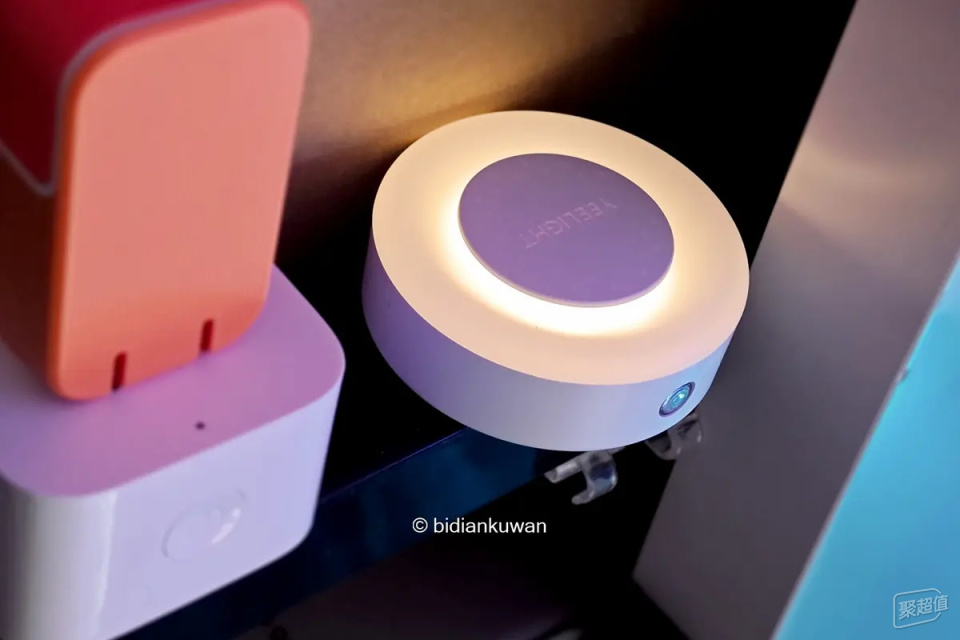 捡漏5块3入手的Yeelight插电夜灯实测：品质一流，绝无二件！