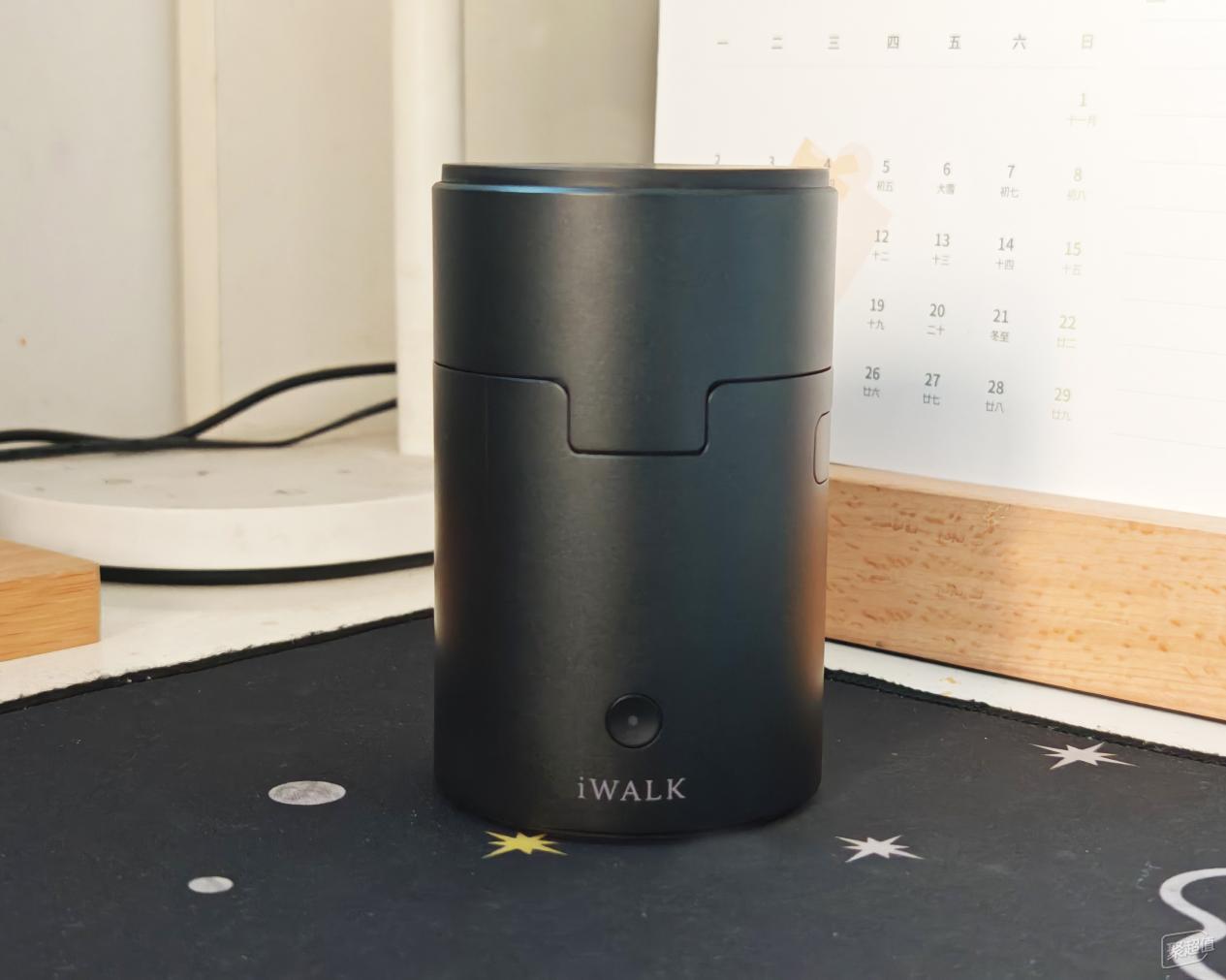 iWALK自动转屏三合一无线充支架测评：方便又实用，一拖三无线充电功能体验