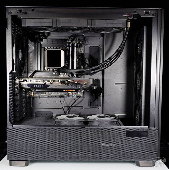 索泰 RTX 4070 SUPER + 华硕 B860 重炮手 WIFI + U5 245KF综合性能测评
