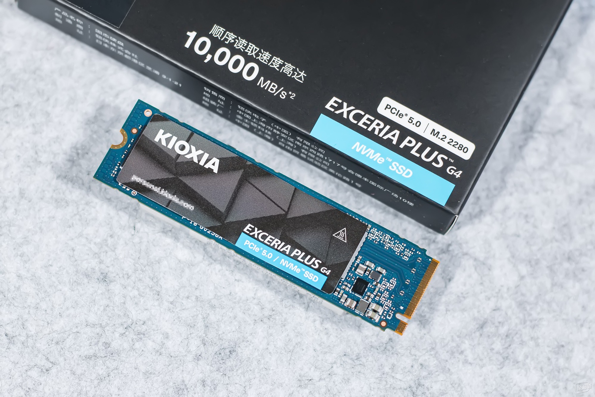 铠侠EXCERIA PLUS G4 PCIe5.0 SSD评测：10000MB/s高速读取，卓越温控体验
