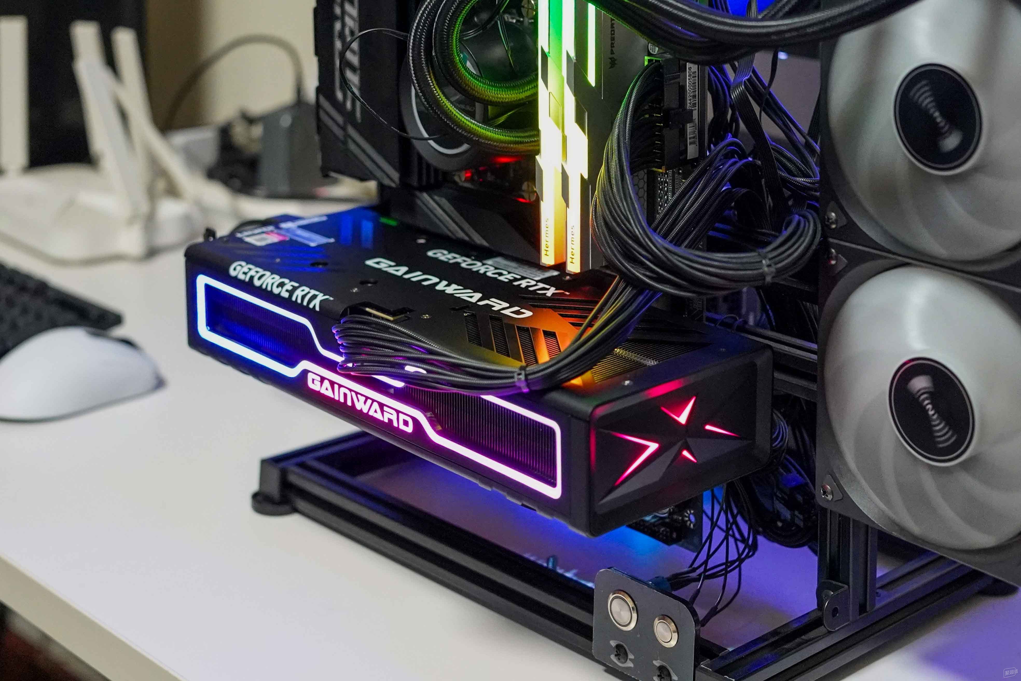 DLSS技术的划时代加成——首次拆解和超频测试耕升RTX 5080炫光OC显卡