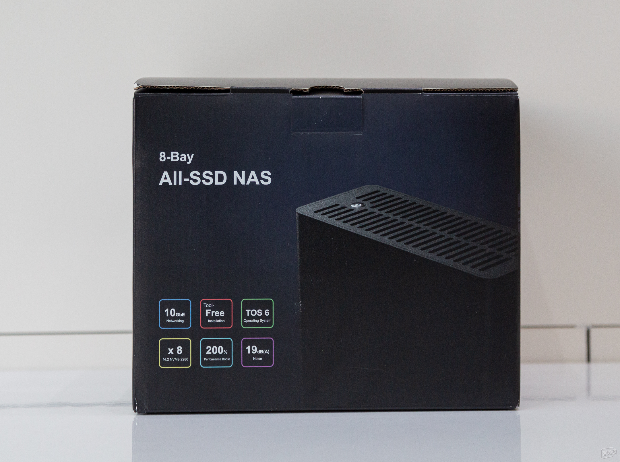 铁威马F8 SSD PLUS:8盘位固态存储,开启新时代存储境界