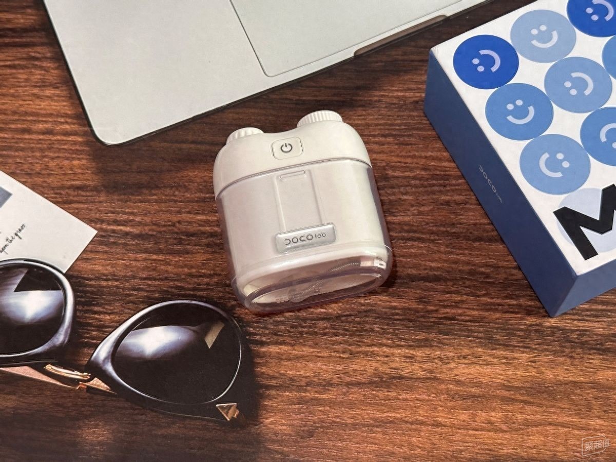 DOCO MINI 便携冲牙器:口腔清洁的小而强大之旅