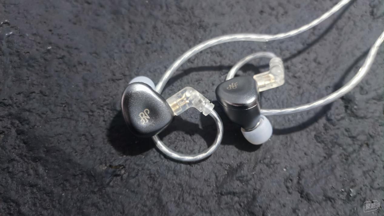 宁梵声学RA15有线HiFi耳机：金属腔体与双音管的可玩性革命