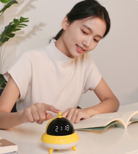 [当当狸] UFO [小夜灯]闹钟评测：实用且美观，必备生活好物
