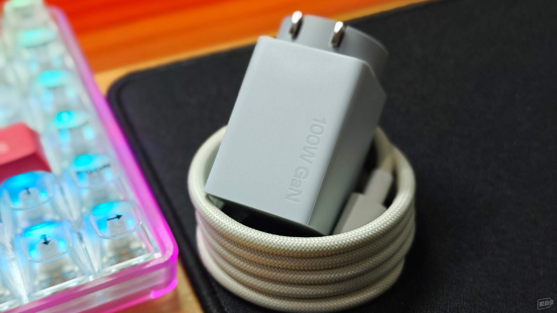 一加100W 小方瓶氮化镓套装测评：双C快充，掌中方寸