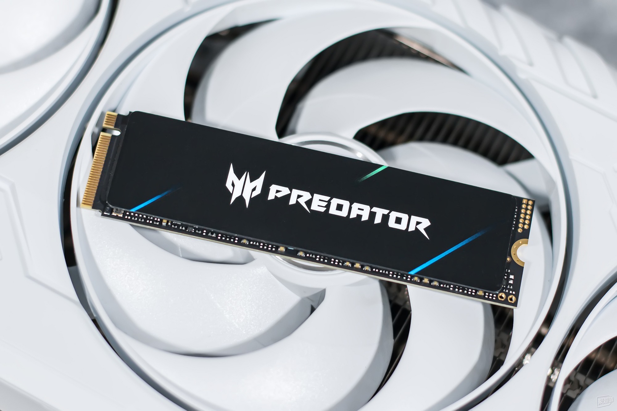 宏碁掠夺者GM9 PCIe5.0固态硬盘评测：读取性能大幅提升，效率突破新高